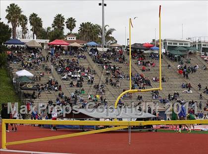 Thumbnail 2 in 2011 Santa Barbara Easter Relays photogallery.