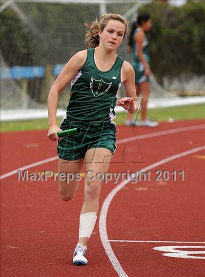 Thumbnail 2 in 2011 Santa Barbara Easter Relays photogallery.