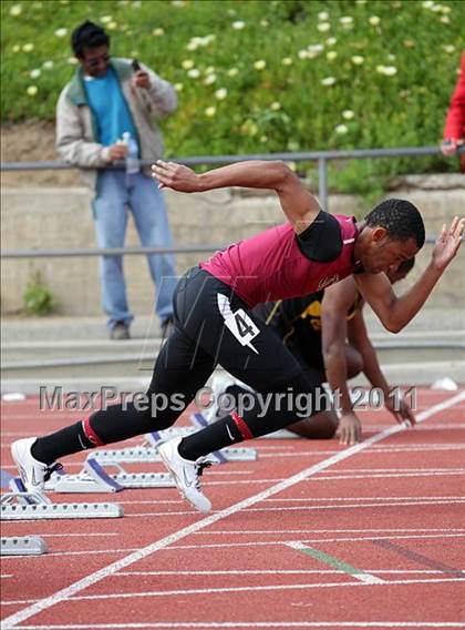 Thumbnail 1 in 2011 Santa Barbara Easter Relays photogallery.