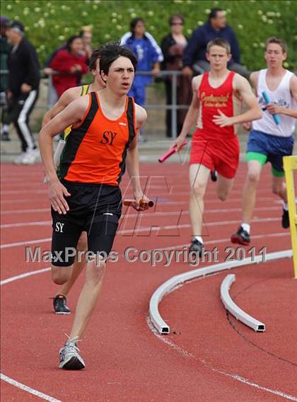 Thumbnail 2 in 2011 Santa Barbara Easter Relays photogallery.