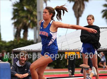 Thumbnail 1 in 2011 Santa Barbara Easter Relays photogallery.