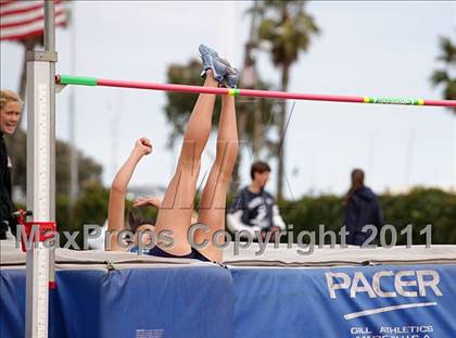 Thumbnail 3 in 2011 Santa Barbara Easter Relays photogallery.