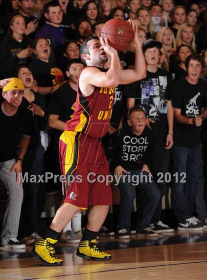 Thumbnail 2 in Tulare Union @ Righetti (CIF SoCal Regional Playoffs) photogallery.
