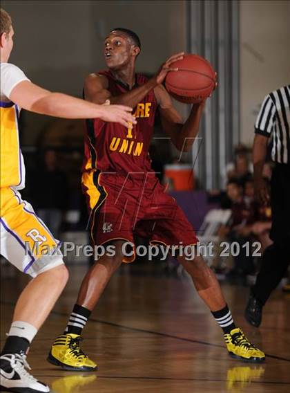 Thumbnail 3 in Tulare Union @ Righetti (CIF SoCal Regional Playoffs) photogallery.