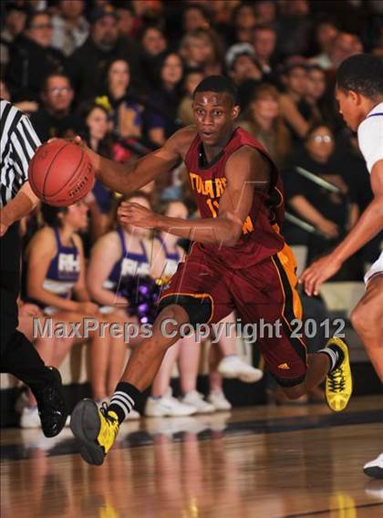 Thumbnail 3 in Tulare Union @ Righetti (CIF SoCal Regional Playoffs) photogallery.