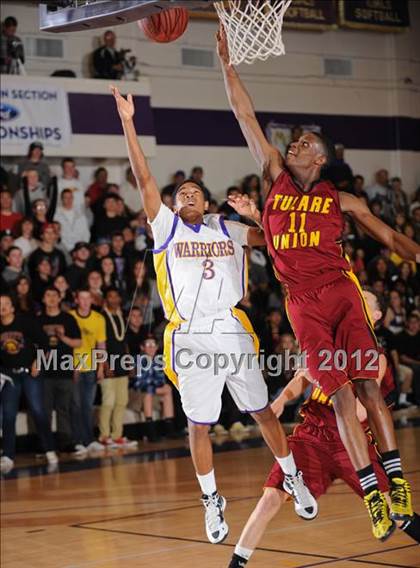 Thumbnail 2 in Tulare Union @ Righetti (CIF SoCal Regional Playoffs) photogallery.