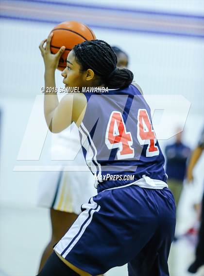 Thumbnail 2 in Crossroads vs Moorpark (Brentwood New Years Invitational) photogallery.
