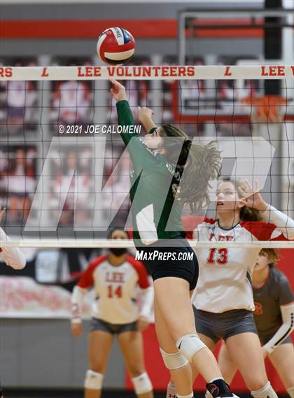 Thumbnail 2 in Incarnate Word @ Lee photogallery.