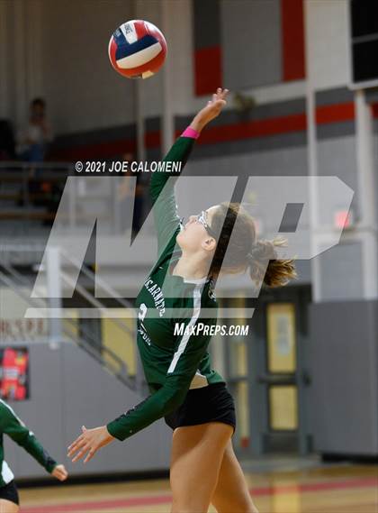 Thumbnail 2 in Incarnate Word @ Lee photogallery.