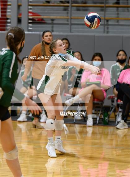 Thumbnail 3 in Incarnate Word @ Lee photogallery.
