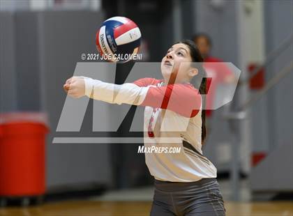 Thumbnail 1 in Incarnate Word @ Lee photogallery.