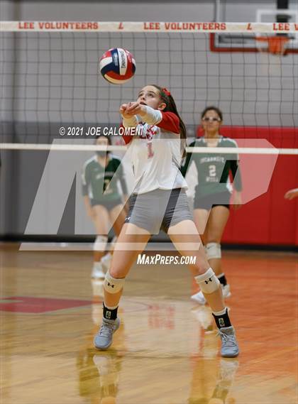 Thumbnail 1 in Incarnate Word @ Lee photogallery.