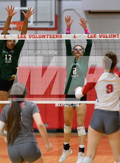 Thumbnail 1 in Incarnate Word @ Lee photogallery.