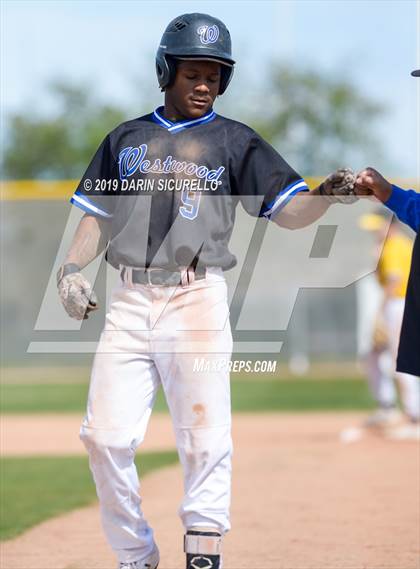 Thumbnail 2 in Westwood vs. Marcos de Niza (Bob Everett Classic) photogallery.