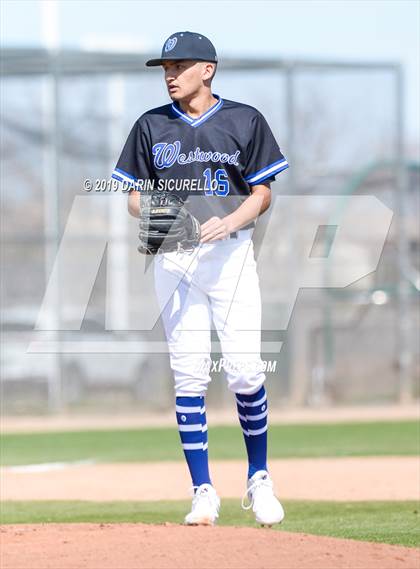 Thumbnail 1 in Westwood vs. Marcos de Niza (Bob Everett Classic) photogallery.