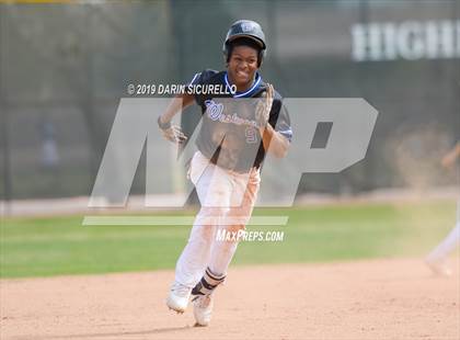 Thumbnail 2 in Westwood vs. Marcos de Niza (Bob Everett Classic) photogallery.