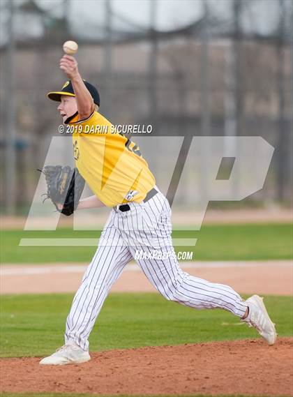 Thumbnail 1 in Westwood vs. Marcos de Niza (Bob Everett Classic) photogallery.