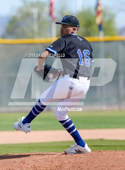 Thumbnail 1 in Westwood vs. Marcos de Niza (Bob Everett Classic) photogallery.