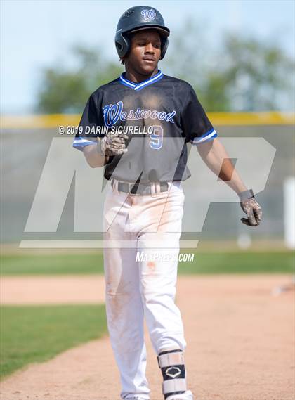 Thumbnail 1 in Westwood vs. Marcos de Niza (Bob Everett Classic) photogallery.