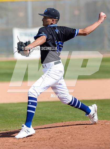 Thumbnail 2 in Westwood vs. Marcos de Niza (Bob Everett Classic) photogallery.