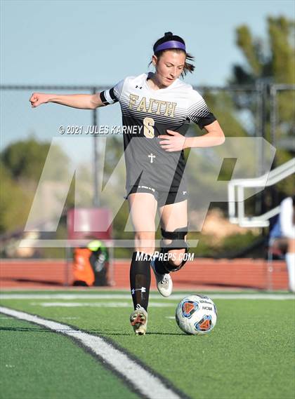 Thumbnail 3 in Faith Lutheran vs Bishop Gorman photogallery.