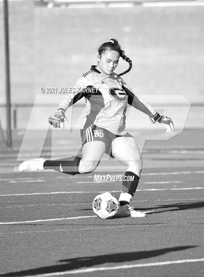 Thumbnail 3 in Faith Lutheran vs Bishop Gorman photogallery.
