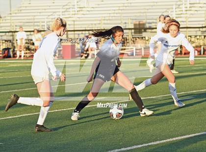 Thumbnail 3 in Faith Lutheran vs Bishop Gorman photogallery.
