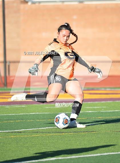 Thumbnail 1 in Faith Lutheran vs Bishop Gorman photogallery.
