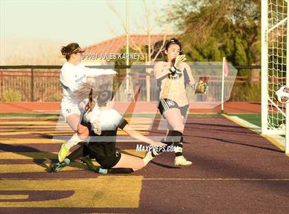 Thumbnail 1 in Faith Lutheran vs Bishop Gorman photogallery.