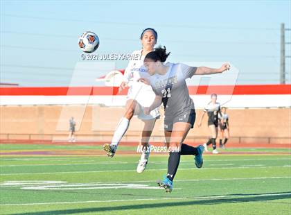 Thumbnail 1 in Faith Lutheran vs Bishop Gorman photogallery.