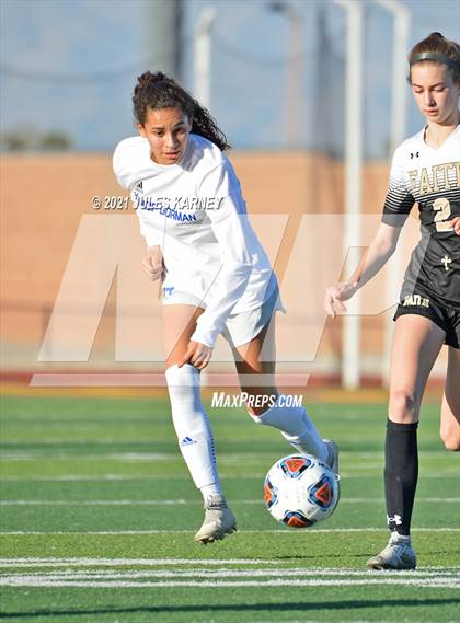 Thumbnail 3 in Faith Lutheran vs Bishop Gorman photogallery.