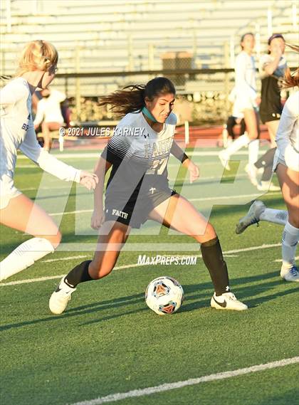 Thumbnail 1 in Faith Lutheran vs Bishop Gorman photogallery.