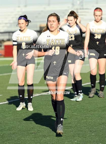Thumbnail 3 in Faith Lutheran vs Bishop Gorman photogallery.