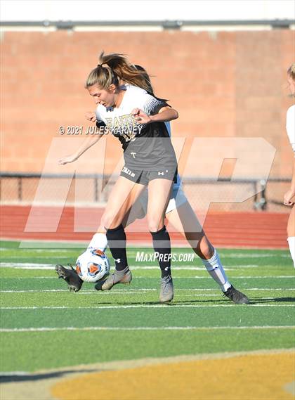 Thumbnail 2 in Faith Lutheran vs Bishop Gorman photogallery.