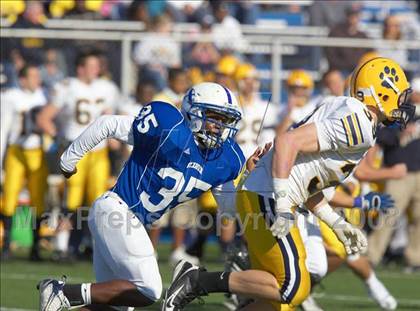 Thumbnail 1 in St. Ignatius @ St. Xavier (Nike 5 Days 2 Friday) photogallery.