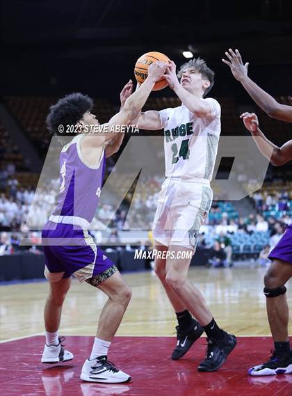Thumbnail 3 in Fort Collins vs. Fossil Ridge (CHSAA 6A Great 8) photogallery.