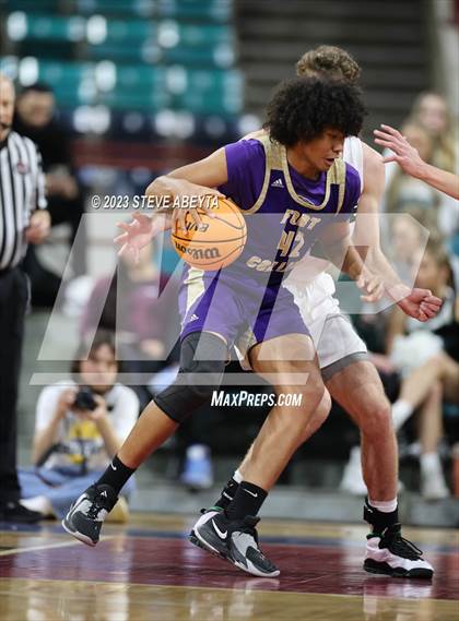 Thumbnail 3 in Fort Collins vs. Fossil Ridge (CHSAA 6A Great 8) photogallery.