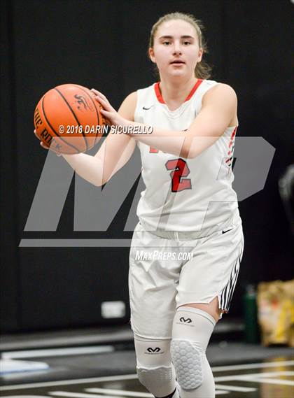 Thumbnail 1 in Archbishop Mitty vs. Long Island Lutheran (Nike Tournament of Champions) photogallery.
