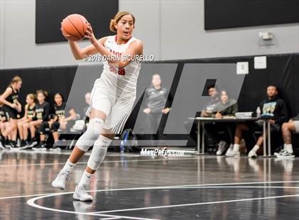 Thumbnail 3 in Archbishop Mitty vs. Long Island Lutheran (Nike Tournament of Champions) photogallery.
