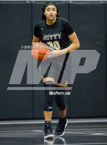 Thumbnail 2 in Archbishop Mitty vs. Long Island Lutheran (Nike Tournament of Champions) photogallery.