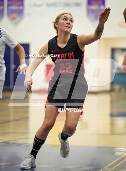 Thumbnail 2 in McDermitt vs Carlin (NIAA 1A East Quarterfinal) photogallery.