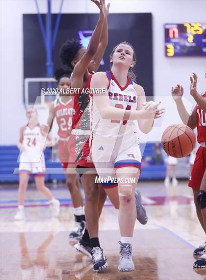 Thumbnail 2 in Lawrence North @ Roncalli photogallery.