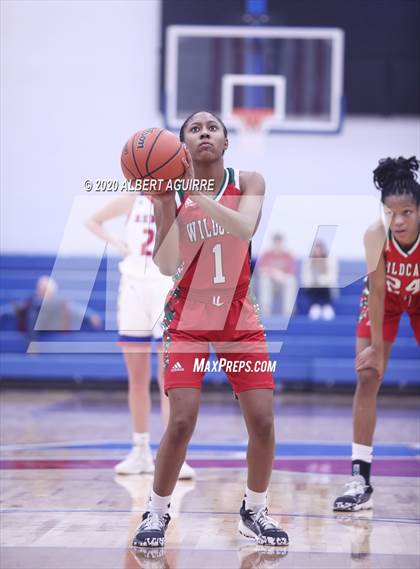 Thumbnail 1 in Lawrence North @ Roncalli photogallery.