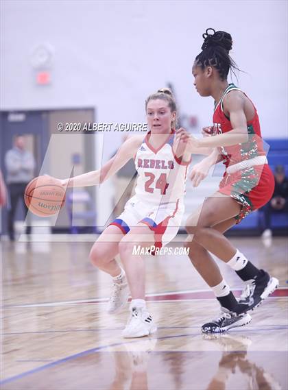 Thumbnail 3 in Lawrence North @ Roncalli photogallery.