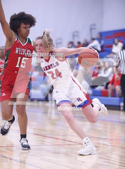 Thumbnail 2 in Lawrence North @ Roncalli photogallery.