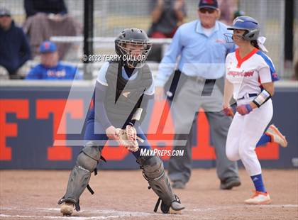 Thumbnail 2 in Westlake vs. Timpview (Bengal Bash) photogallery.