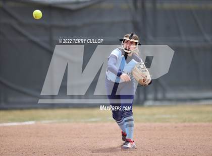 Thumbnail 3 in Westlake vs. Timpview (Bengal Bash) photogallery.
