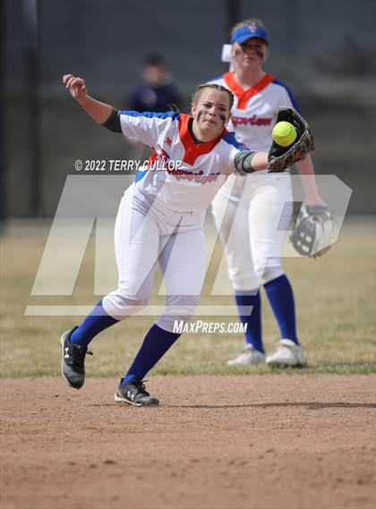 Thumbnail 1 in Westlake vs. Timpview (Bengal Bash) photogallery.