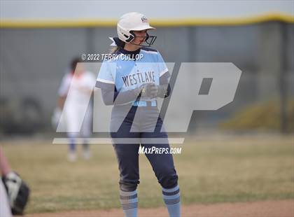 Thumbnail 3 in Westlake vs. Timpview (Bengal Bash) photogallery.