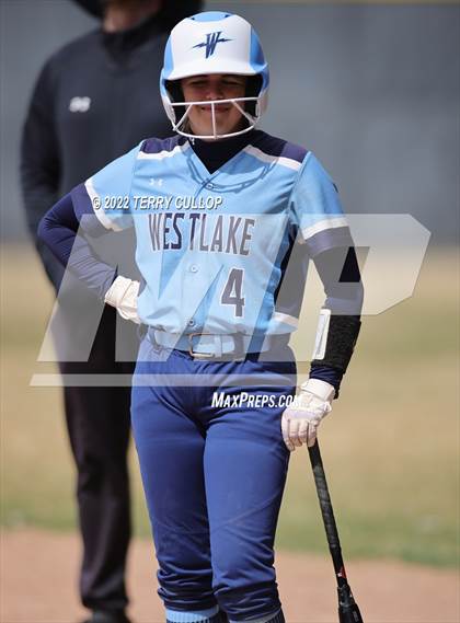 Thumbnail 1 in Westlake vs. Timpview (Bengal Bash) photogallery.